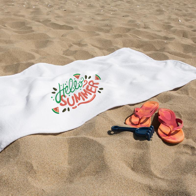 https://emmahansson.co.il/wp-content/uploads/2024/08/beach_towel2.jpg