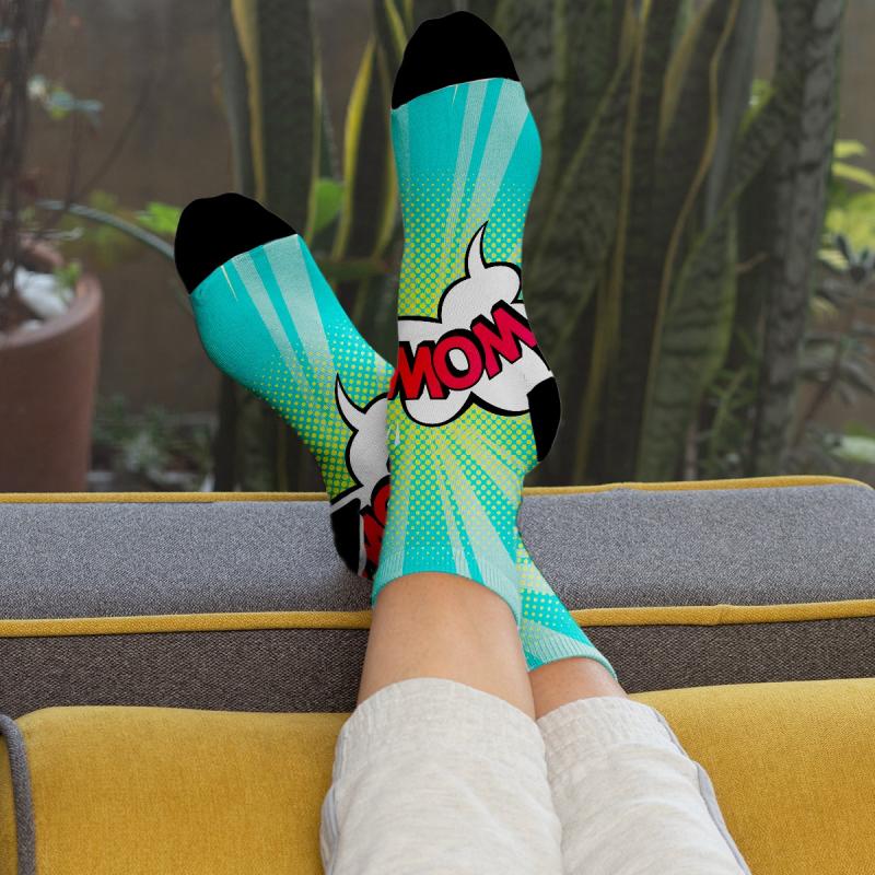 https://emmahansson.co.il/wp-content/uploads/2025/04/P1-allover-socks-black-ending-1.jpeg