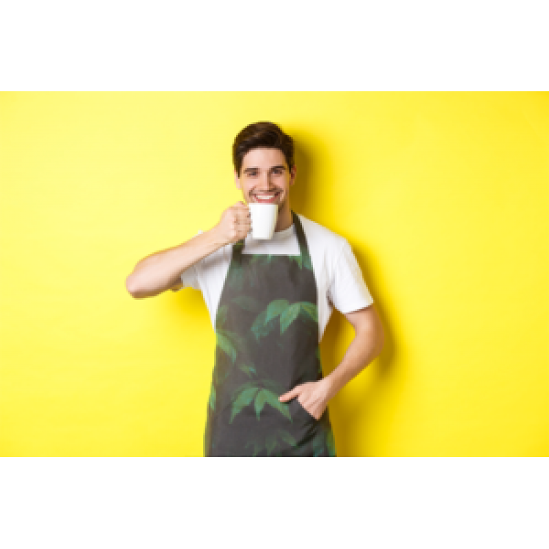 https://emmahansson.co.il/wp-content/uploads/2025/06/cafe-barista-drinking-cup-coffee_pattern-1-300x200_0-1.png