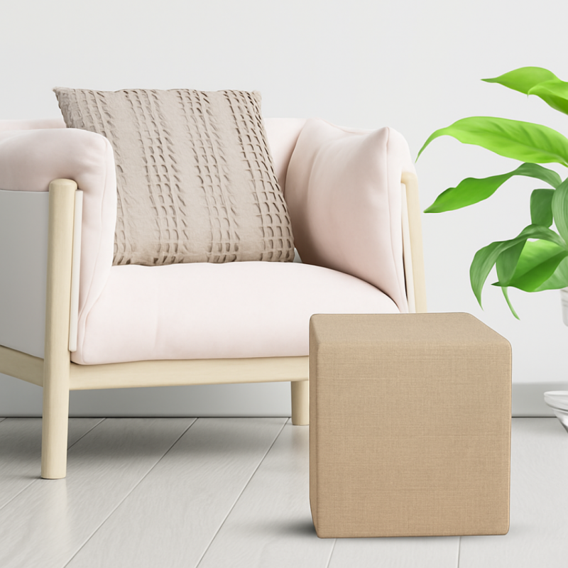 הדום ישיבה לסלון מבית המעצבת Emma Hansson - יצור כחול לבן